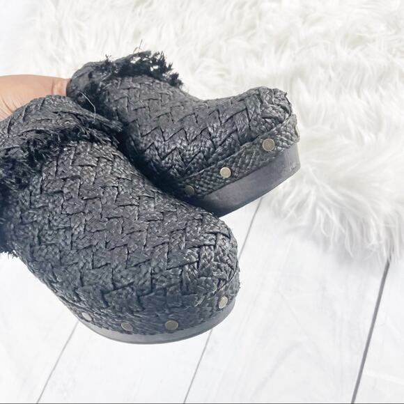 Sans Arcidet Women's Paris Black Rafia Fringe Clogs Open Back Size 41 - Picture 7 of 7